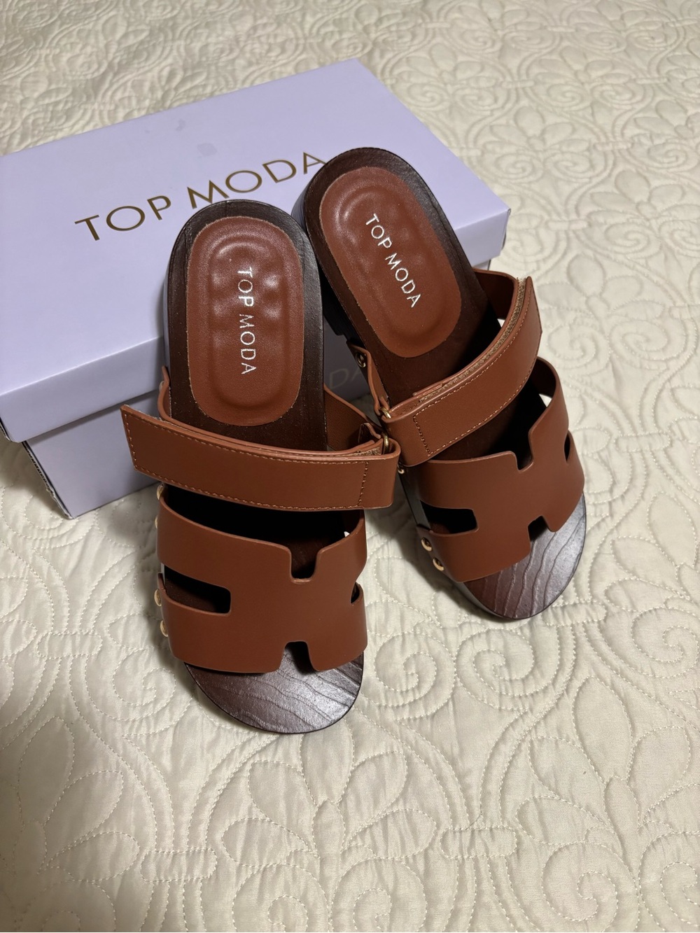 TOP Moda Brown Cutout Strap Slide Mules